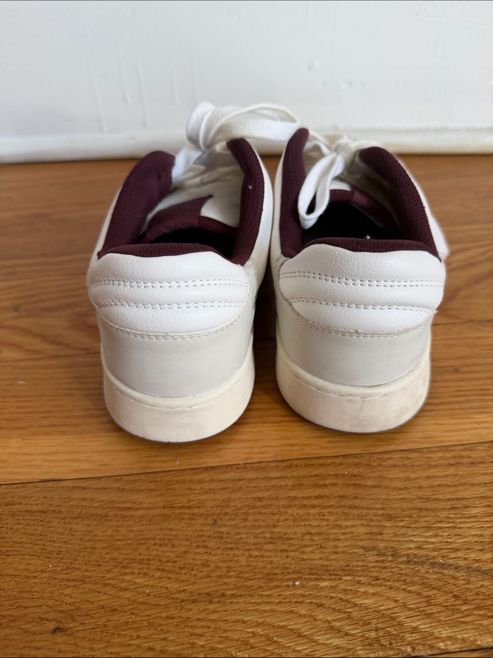 White Sneakers with Burgundy Trim - Picture 4 of 8